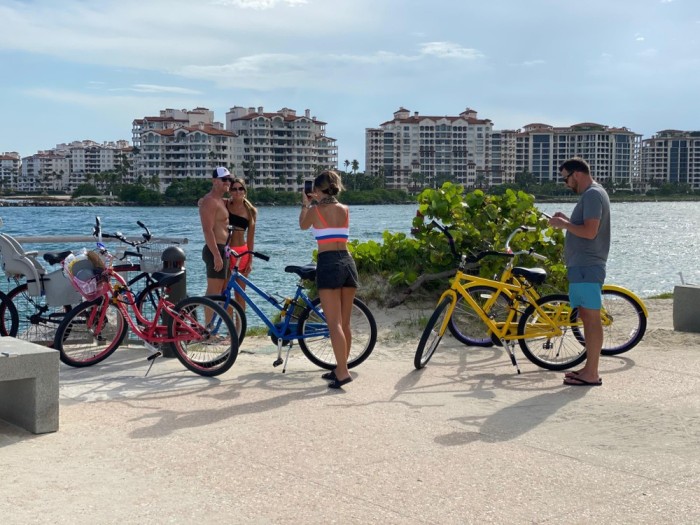 Grand Beach Hotel Miami - Cocktails, Meals, and Views