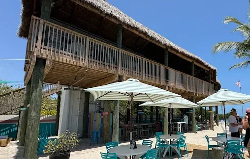 Snappers Key Largo Outside Dining