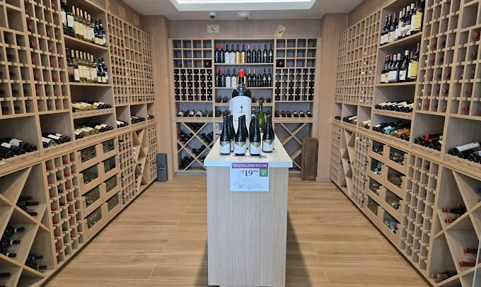 Flora's Italaian Eatery Wine Selection