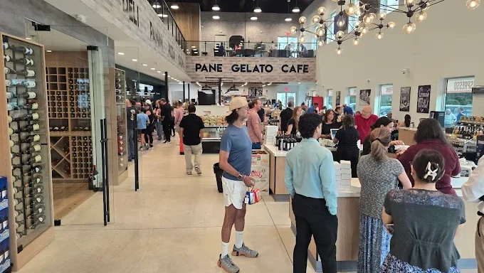 Flora's Italian Eatery Interior