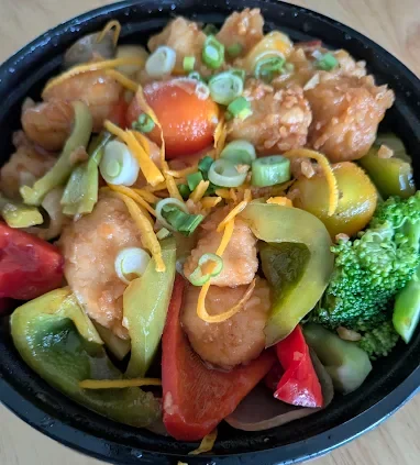 Mama Asian Kitchen Chicken and Vegetable